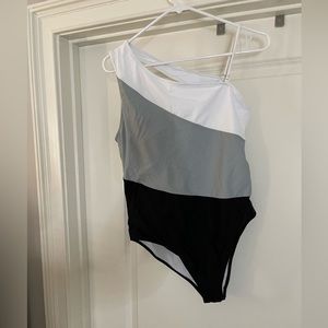 One piece swimsuit